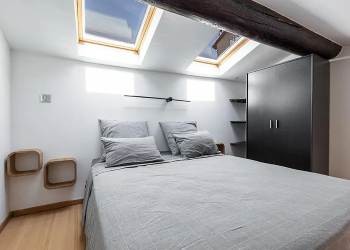 Superbe En Plein Centre Du Vieil أنتيب