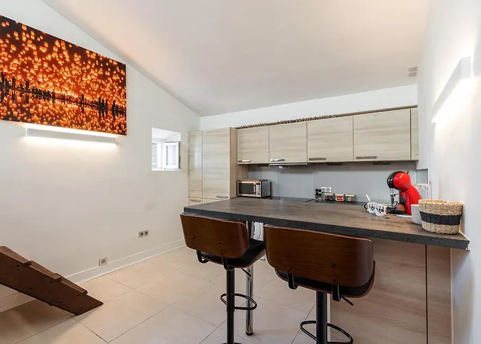 Superbe En Plein Centre Du Vieil