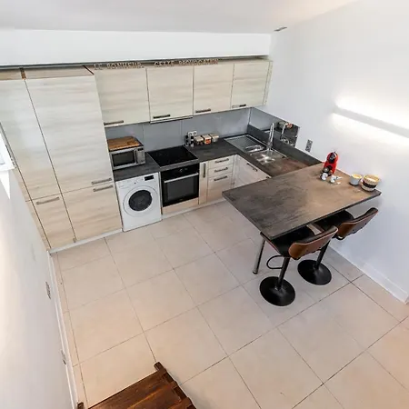 Διαμέρισμα Superbe En Plein Centre Du Vieil Αντίμπ