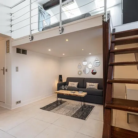 Superbe En Plein Centre Du Vieil