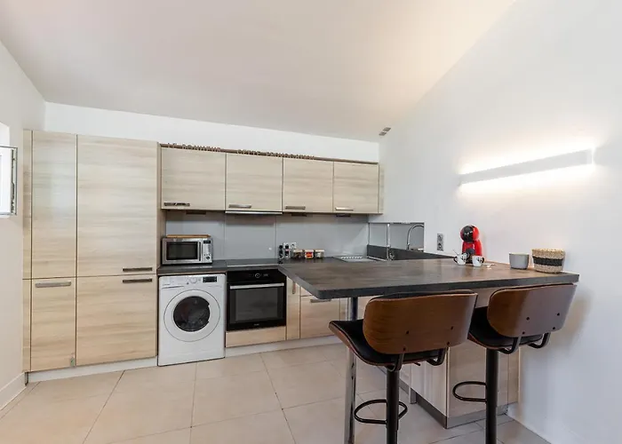 Apartment Superbe En Plein Centre Du Vieil *